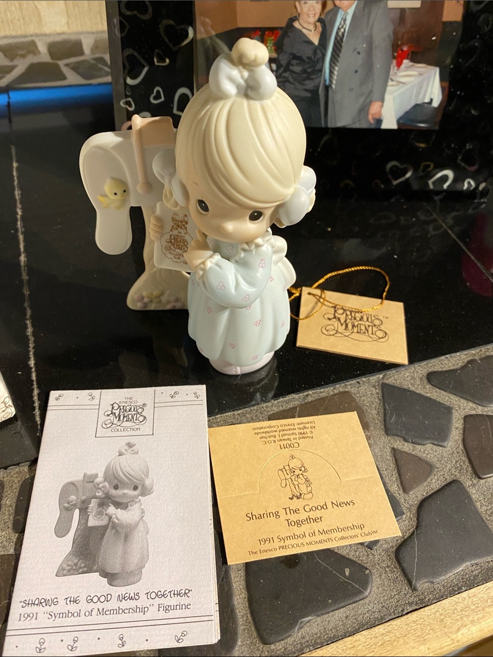 Precious Moments'Sharing the Good News' Figurine 1991 membership